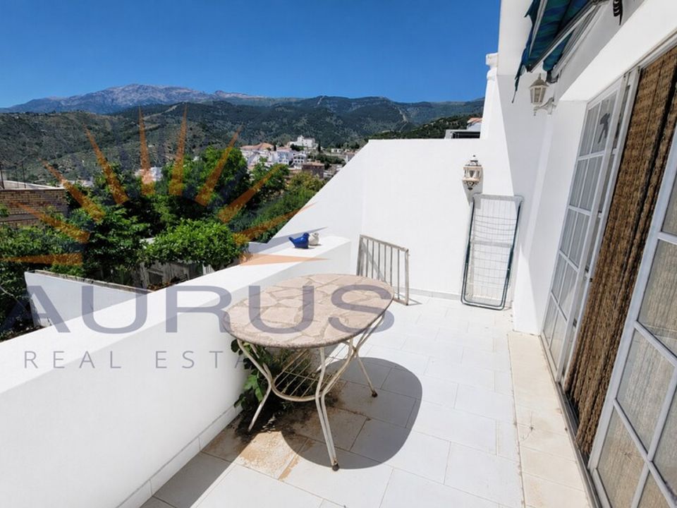 Landsbyhus i Canillas De Albaida, Malaga - foto 1