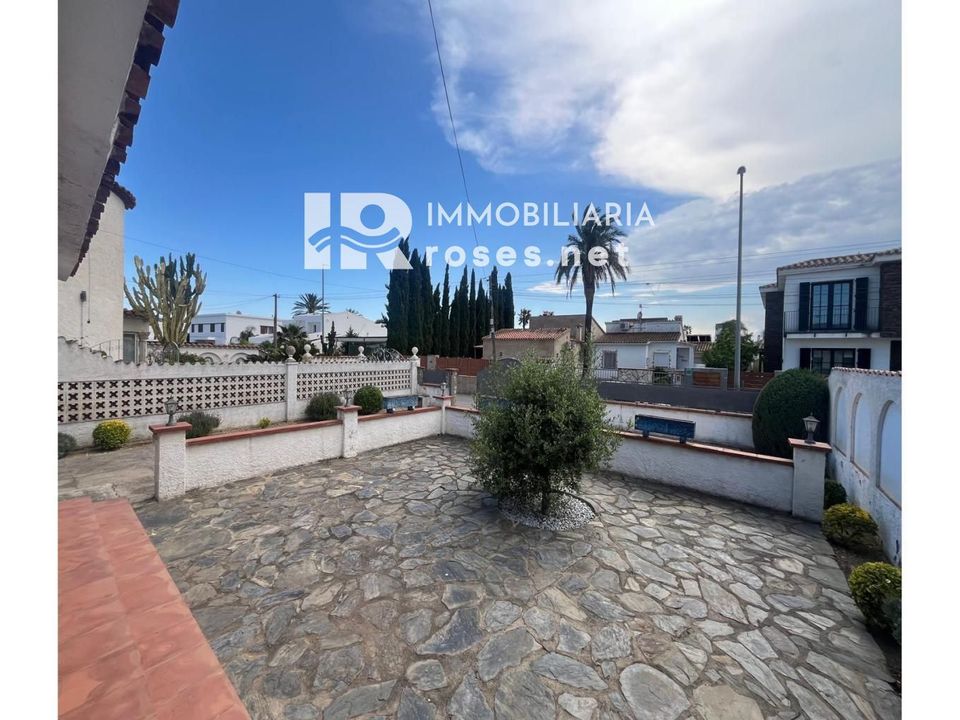 Villa i Empuriabrava, Gerona - foto 1