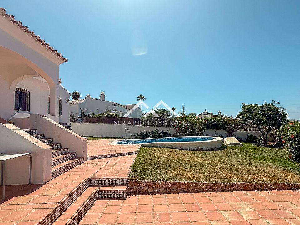 Villa i Nerja, Malaga - foto 4