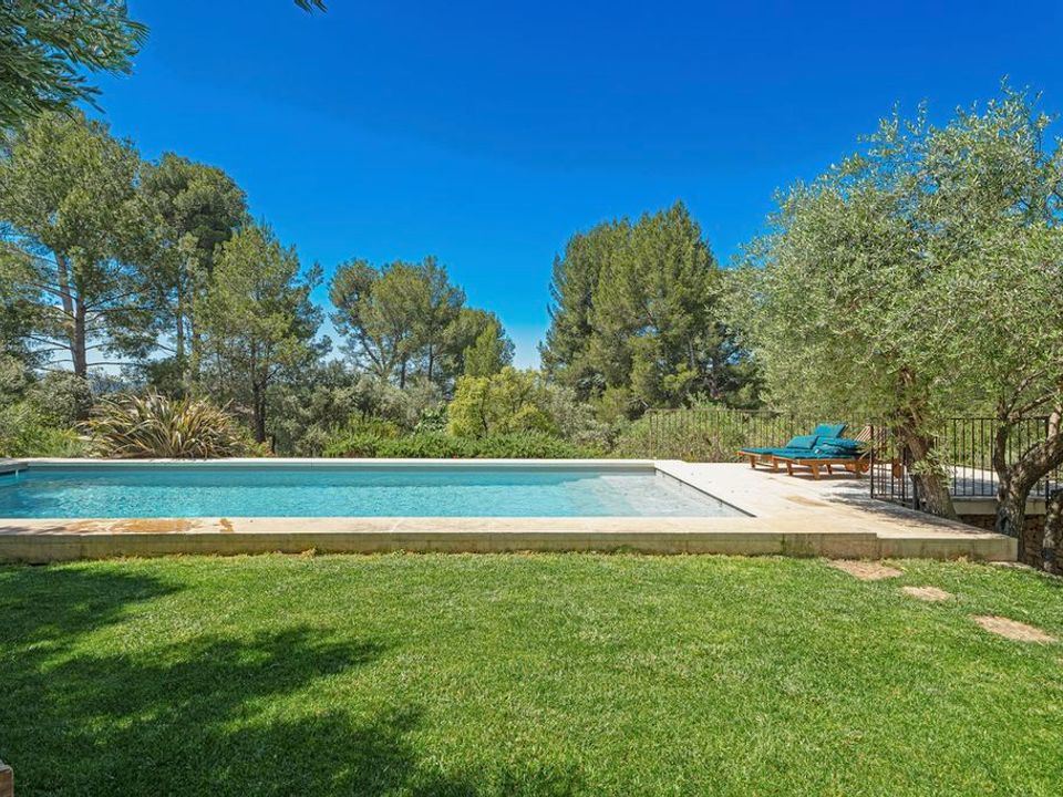 Villa i Aubagne en Provence, Bouches-du-Rhone - foto 5