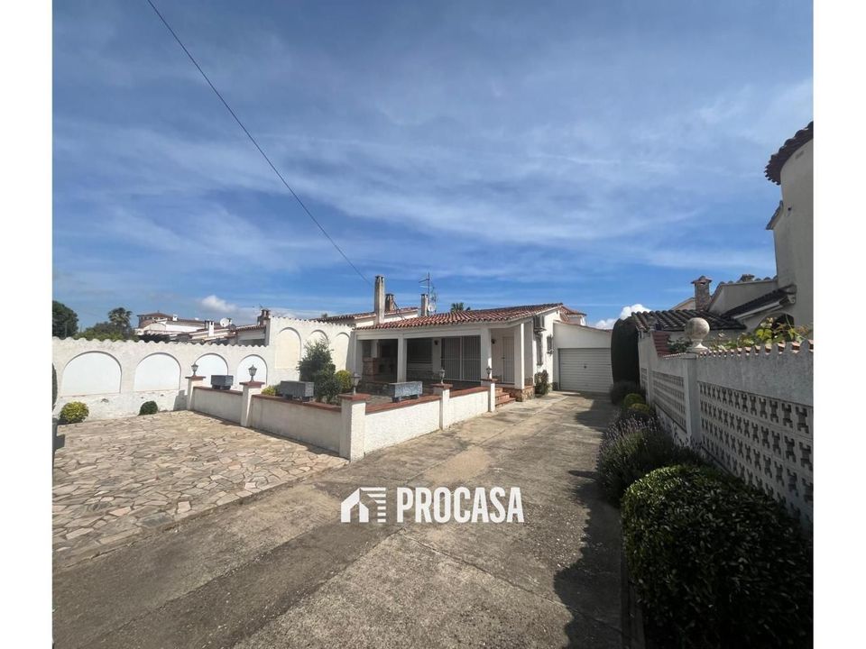 Villa i Empuriabrava, Gerona - foto 2