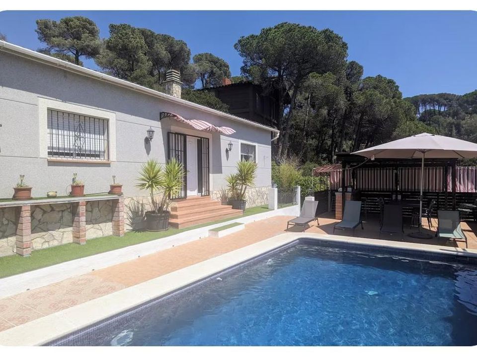 Villa i Vidreres, Gerona - foto 2
