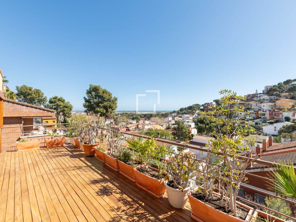 Villa i Castelldefels, Barcelona - foto 1