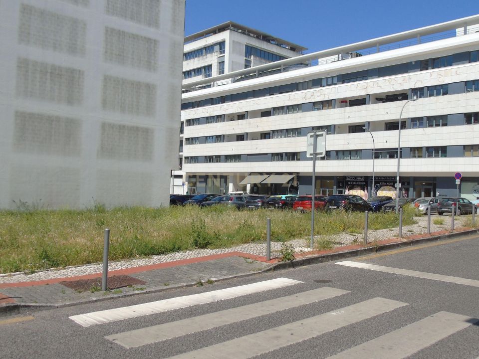 Helårsgrund i Amadora, Lisbon - foto 3
