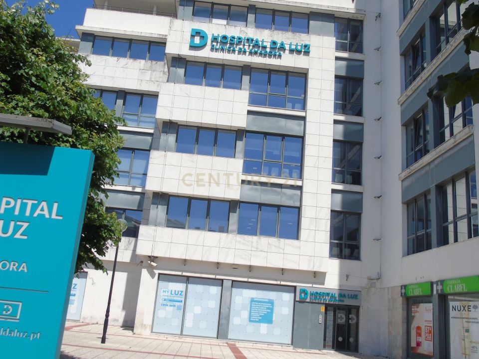 Helårsgrund i Amadora, Lisbon - foto 4