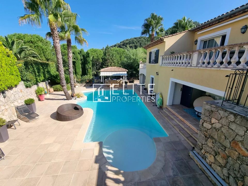 Villa i Les Adrets-de-l'Esterel, Var - foto 1