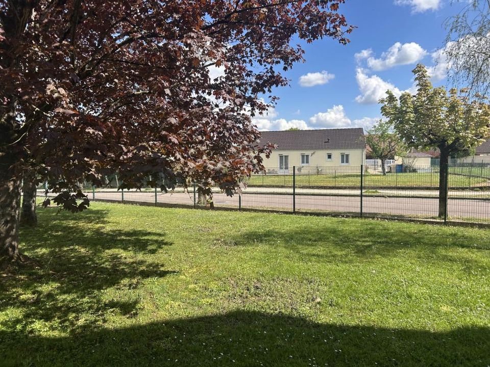 Lejlighed i Saint-Florentin, Yonne - foto 2