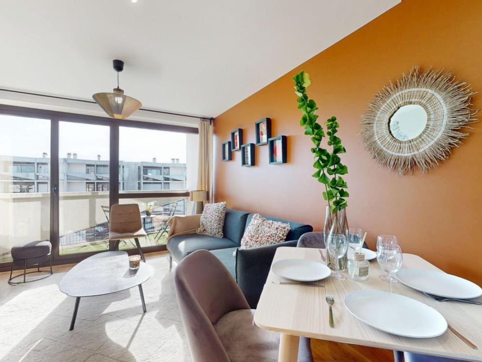 Apartment in Bordeaux, Gironde - photo 1