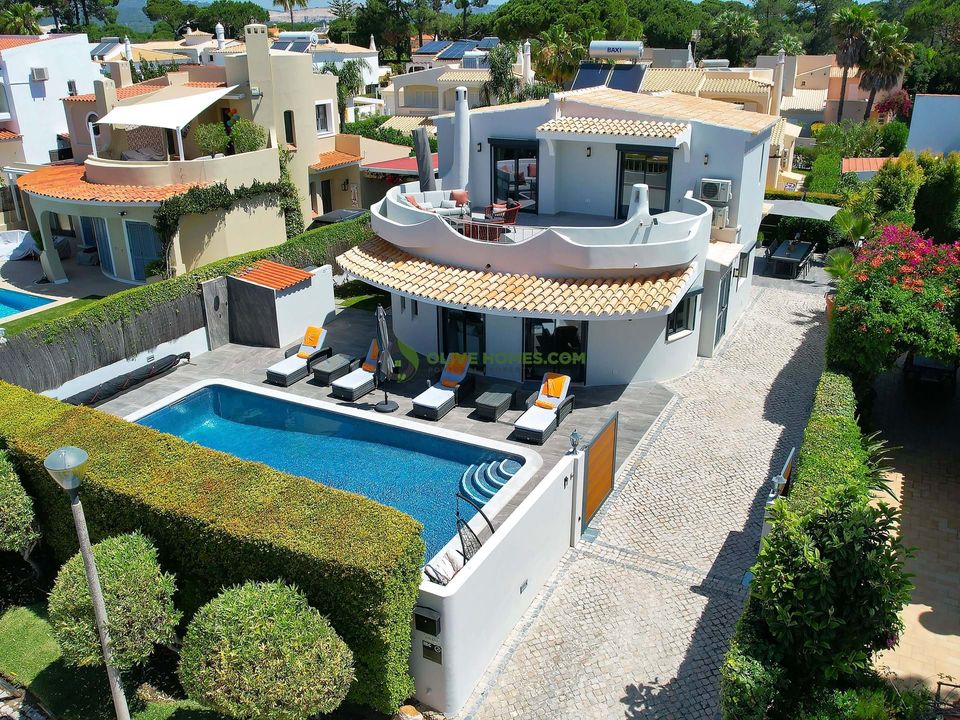 Villa i Vilamoura, Faro - foto 1