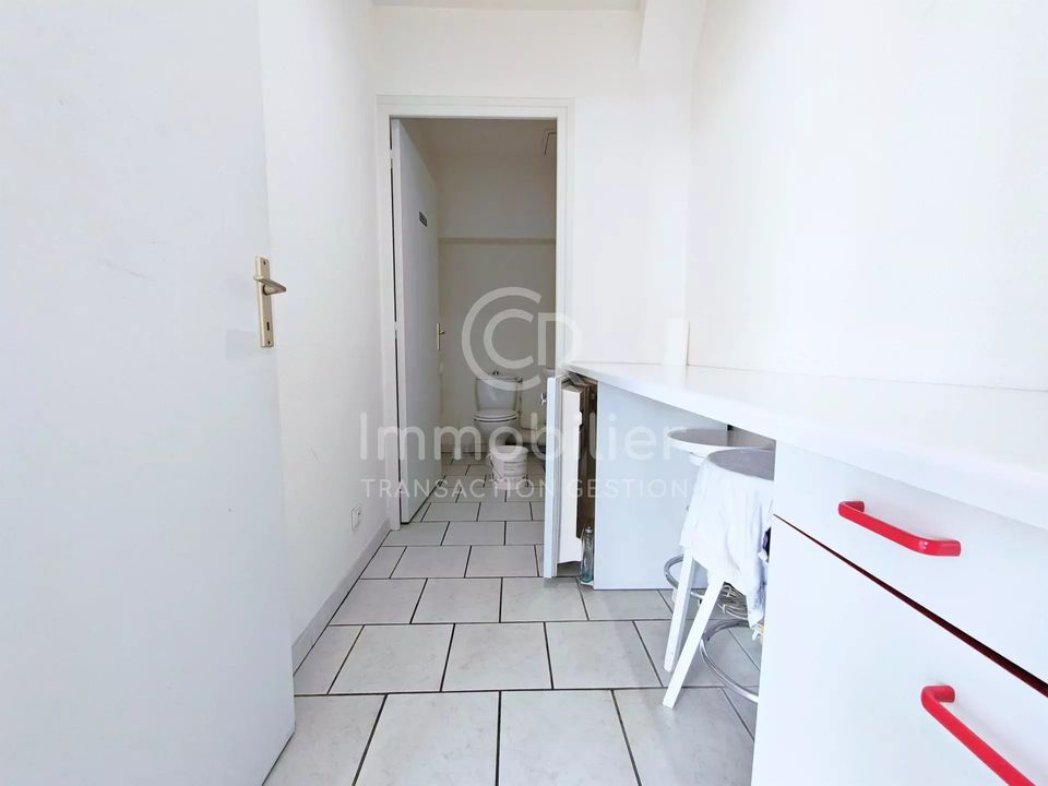 Erhvervsejendom i Cannes-la-Bocca, Alpes-Maritimes - foto 5