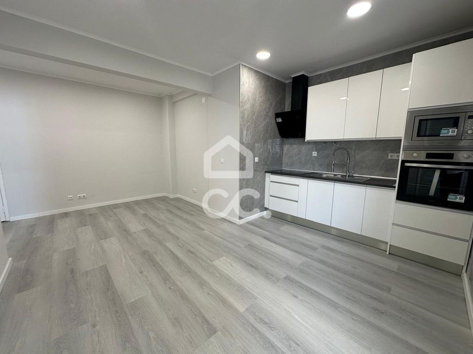 Lejlighed i Amadora, Lisbon - foto 1