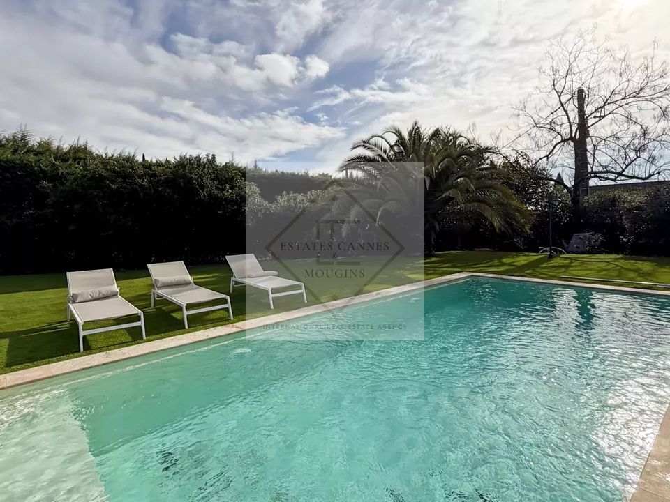 Villa i Mougins, Alpes-Maritimes - foto 1