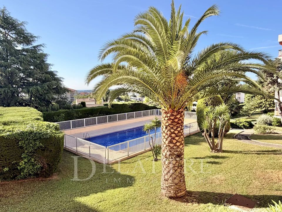Lejlighed i Antibes, Alpes-Maritimes - foto 1