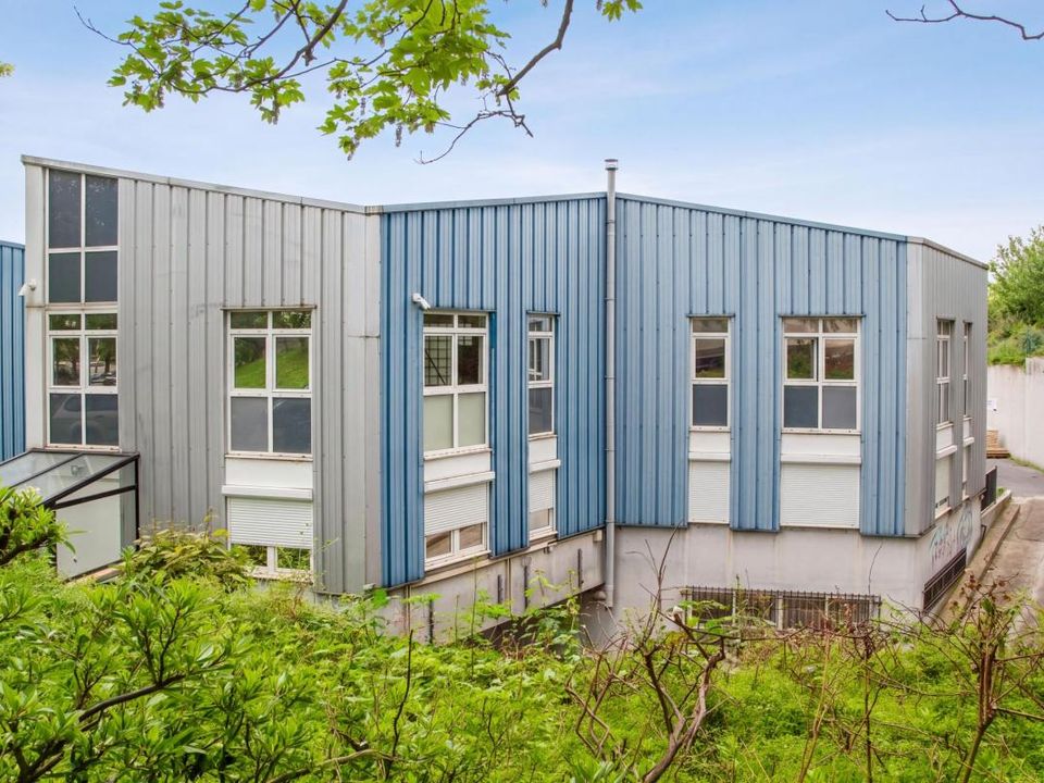 Erhvervsejendom i Créteil, Val-de-Marne - foto 1