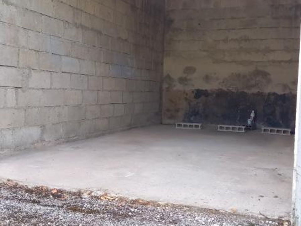 Garage i Lons-le-Saunier, Jura - foto 2