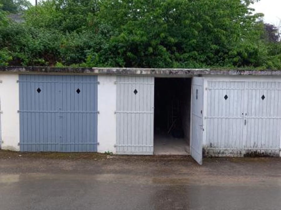 Garage i Lons-le-Saunier, Jura - foto 3