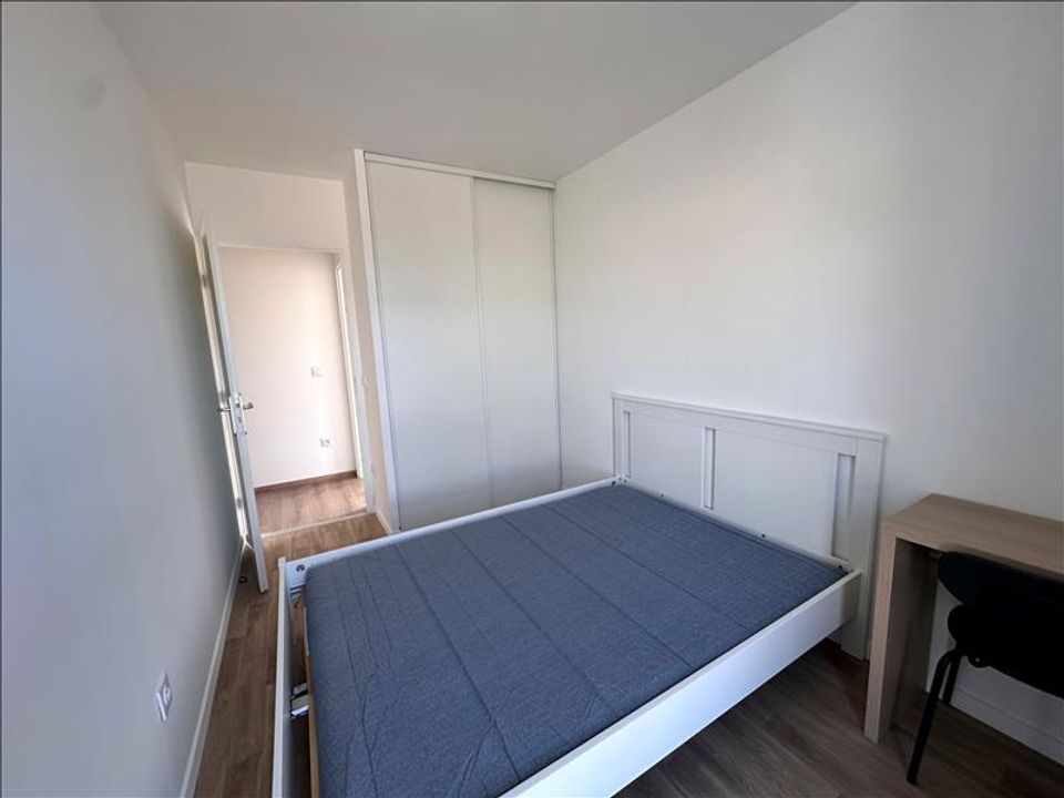 Apartment in Conflans-Sainte-Honorine, Yvelines - photo 4