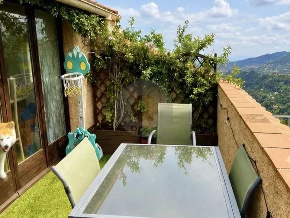 Landejendom i Castellar, Alpes-Maritimes - foto 1