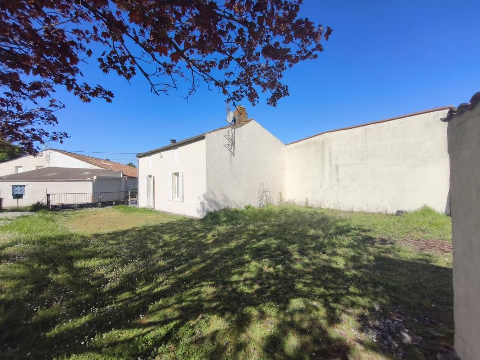 Villa i Brie-sous-Mortagne, Charente-Maritime - foto 2