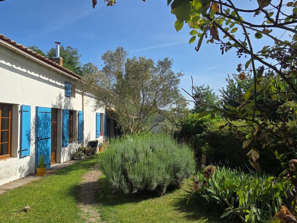 Villa i Saint-Dizant-du-Gua, Charente-Maritime - foto 2