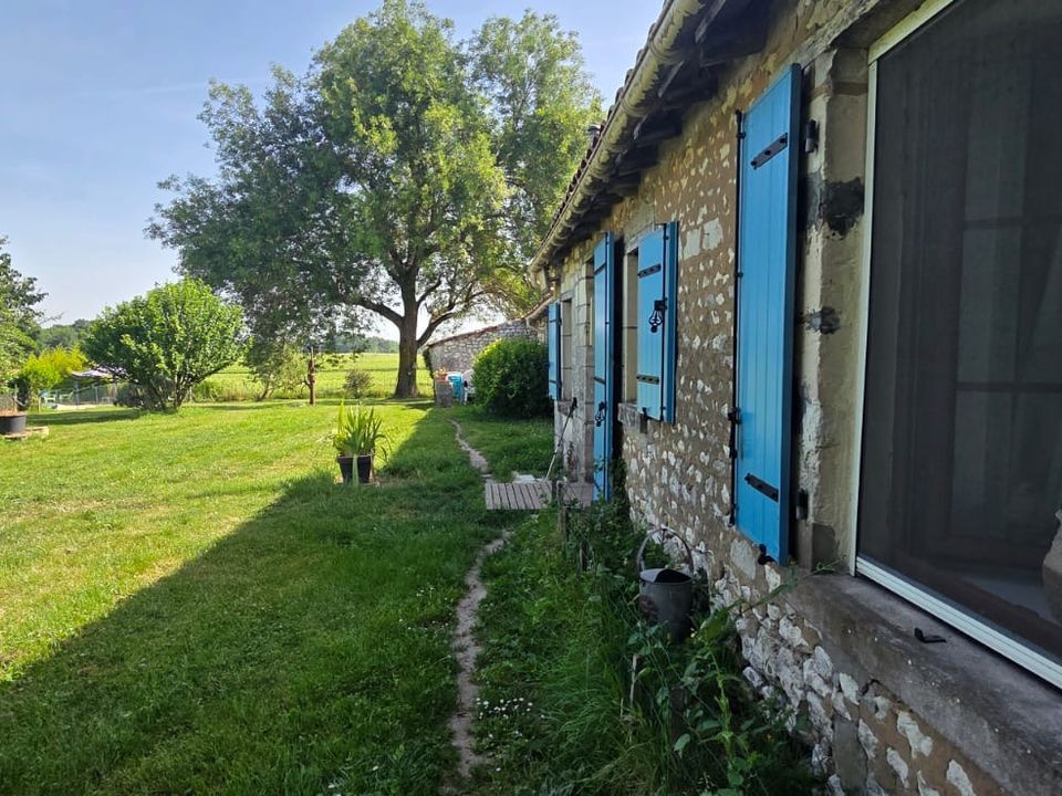 Villa i Saint-Dizant-du-Gua, Charente-Maritime - foto 4