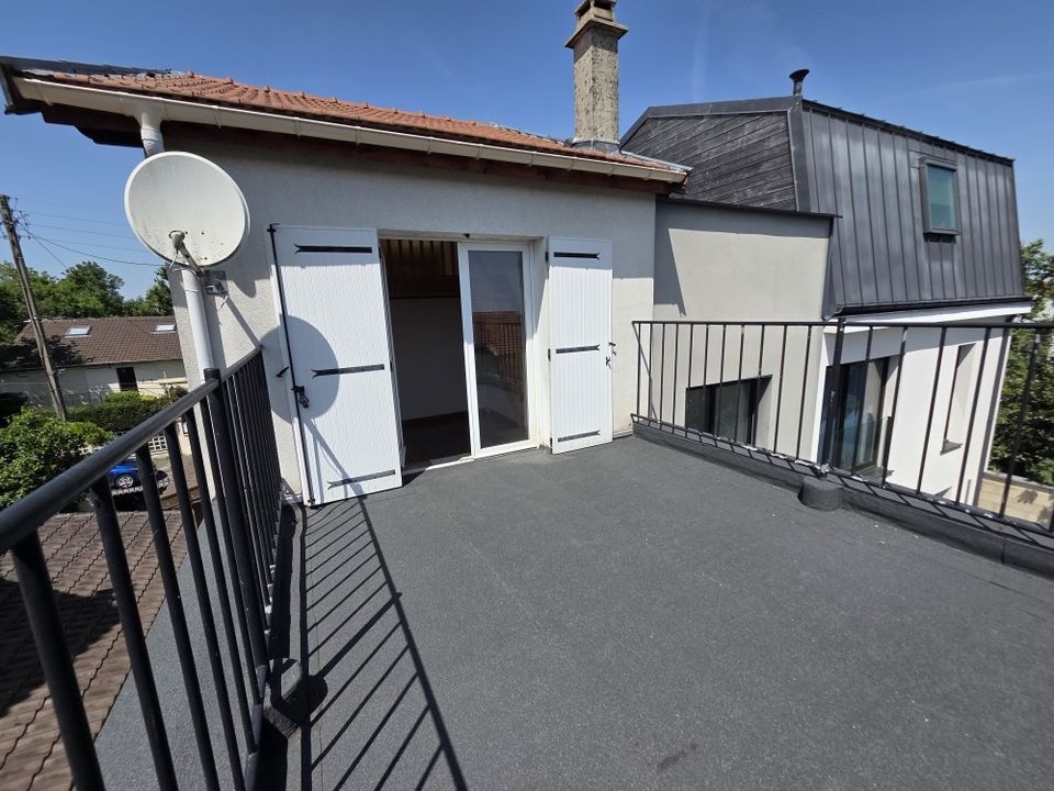 Villa i Neuilly-Plaisance, Seine-Saint-Denis - foto 4