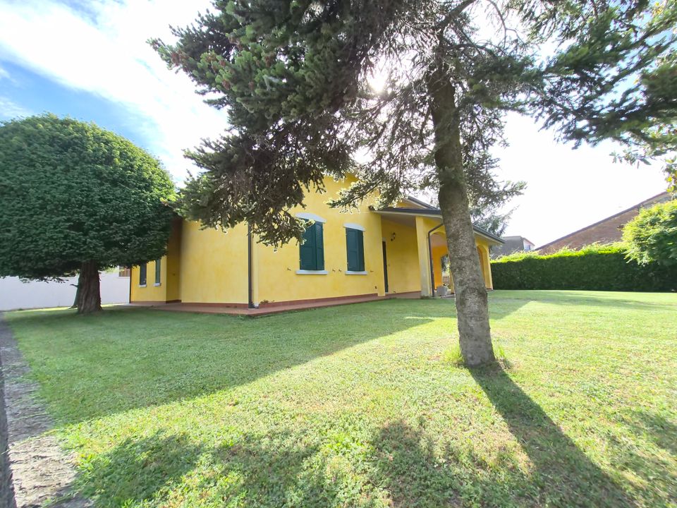Villa i Casalmaggiore, Cremona - bilde 1