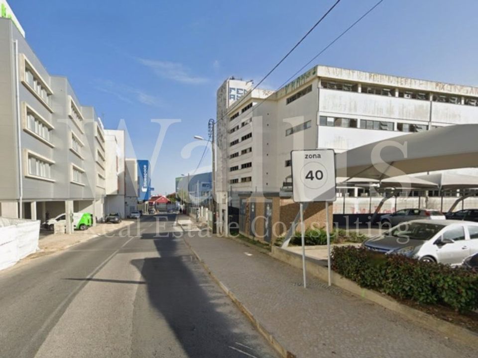 Erhvervsejendom i Moscavide, Lisbon - foto 5