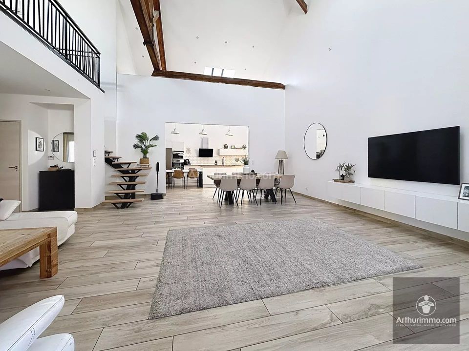 Byhus i Roanne, Loire - foto 1