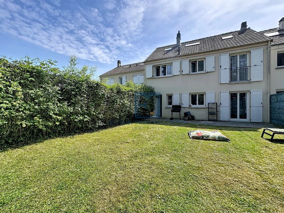 Villa i Élancourt, Yvelines - foto 1
