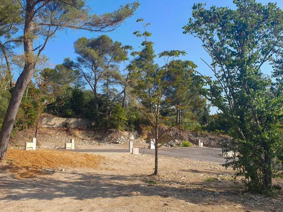 Helårsgrund i Nimes, Gard - foto 5