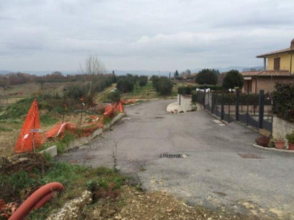 Helårsgrund i Castelnuovo Berardenga, Siena - foto 3