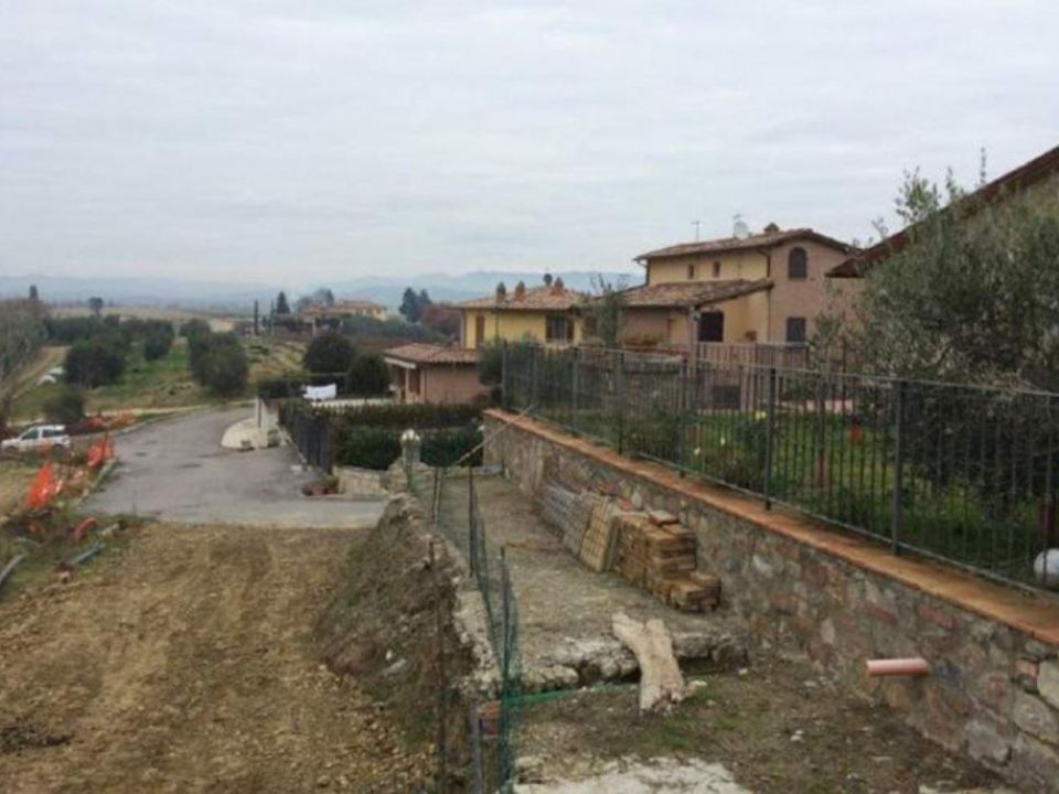 Helårsgrund i Castelnuovo Berardenga, Siena - foto 4