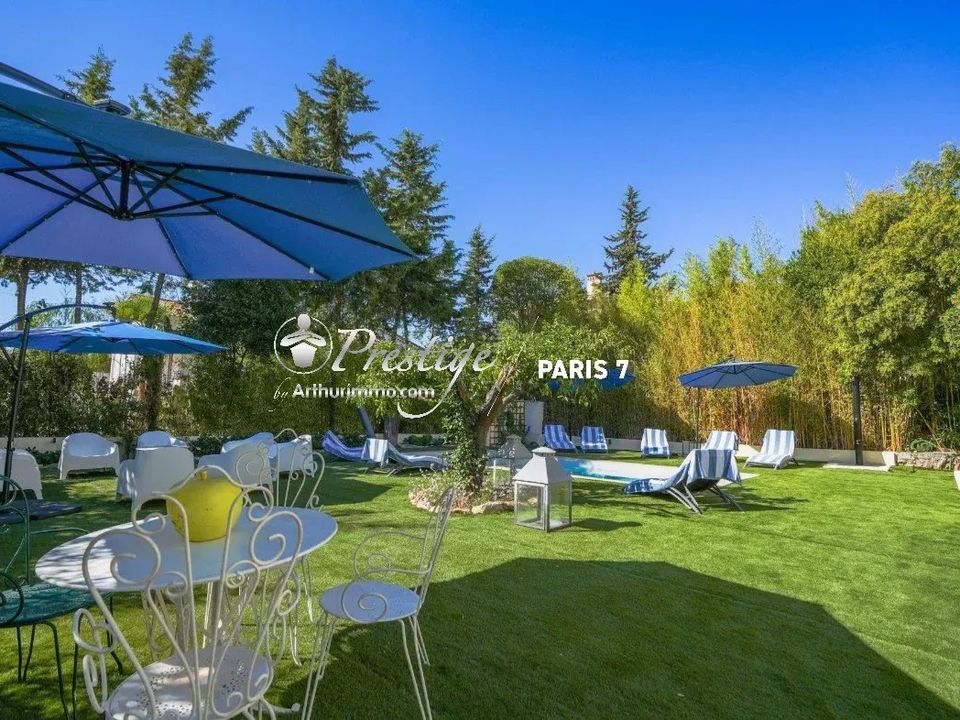 Villa i Le Cannet, Alpes-Maritimes - foto 1