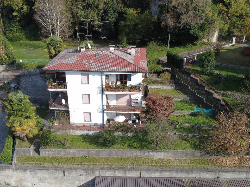 Villa in Arona, Novara - foto 1