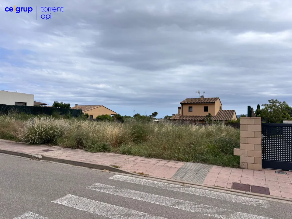 Helårsgrund i L'Estartit, Gerona - foto 1