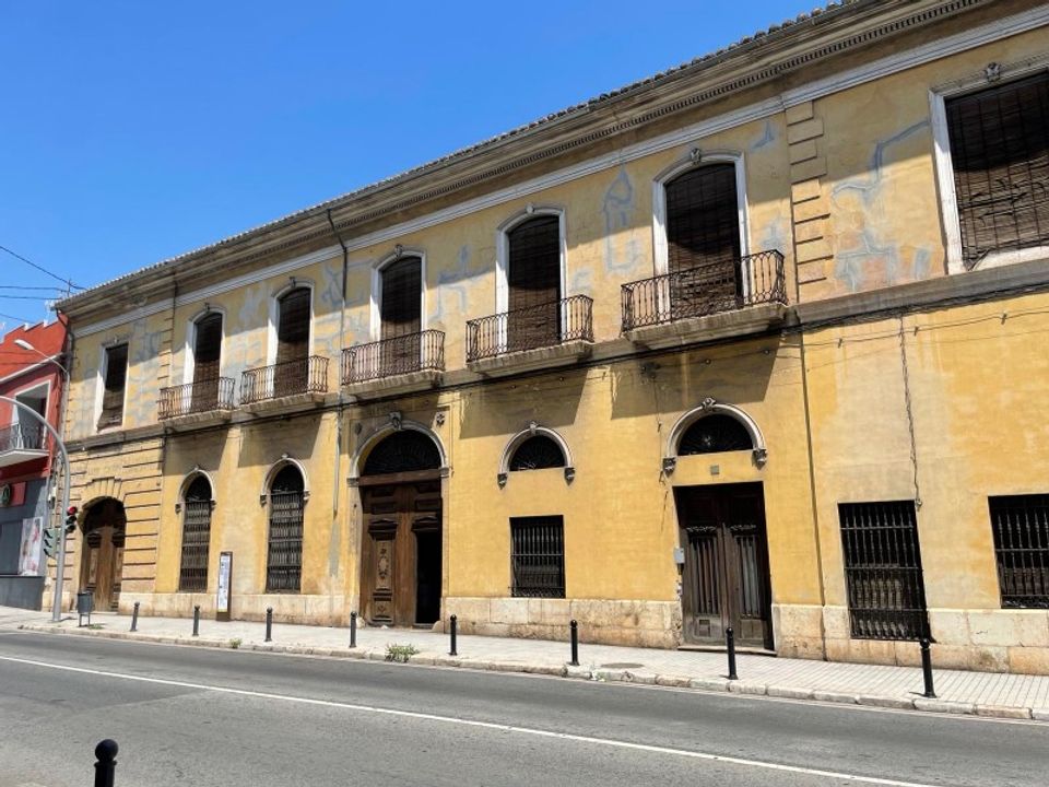 Helårsgrund i Oliva, Valencia - foto 1