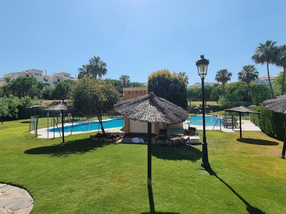Lejlighed i San Luis De Sabinillas, Malaga - foto 3