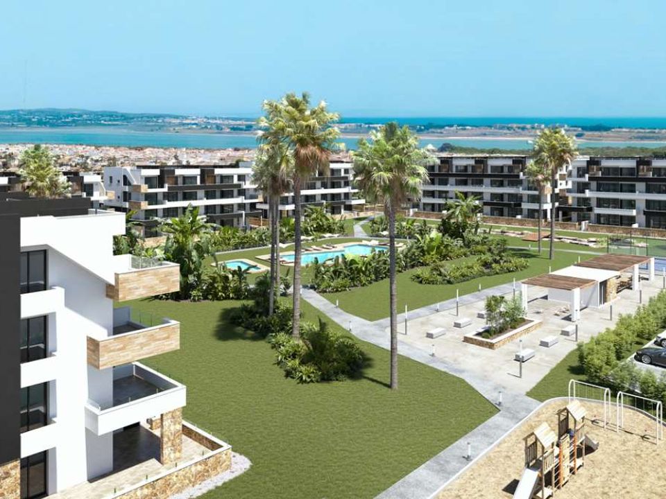 Lejlighed i Torrevieja, Alicante - foto 3