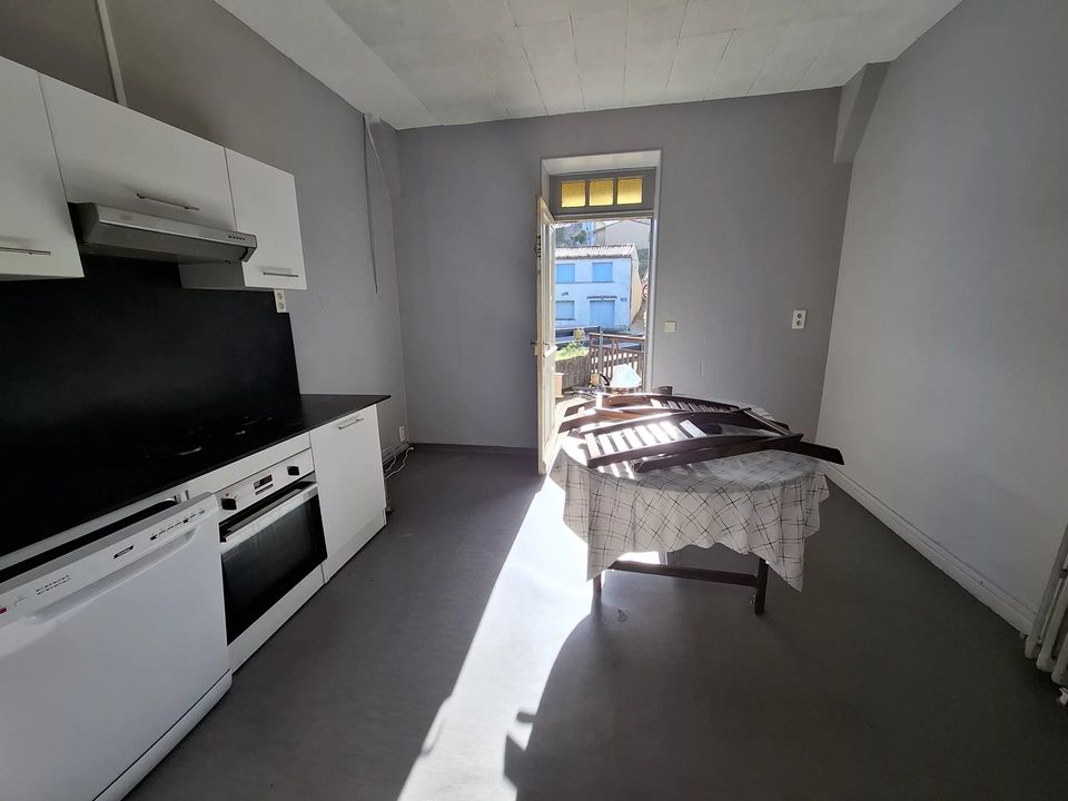 Landsbyhus i Chef-Boutonne, Deux-Sevres - foto 3
