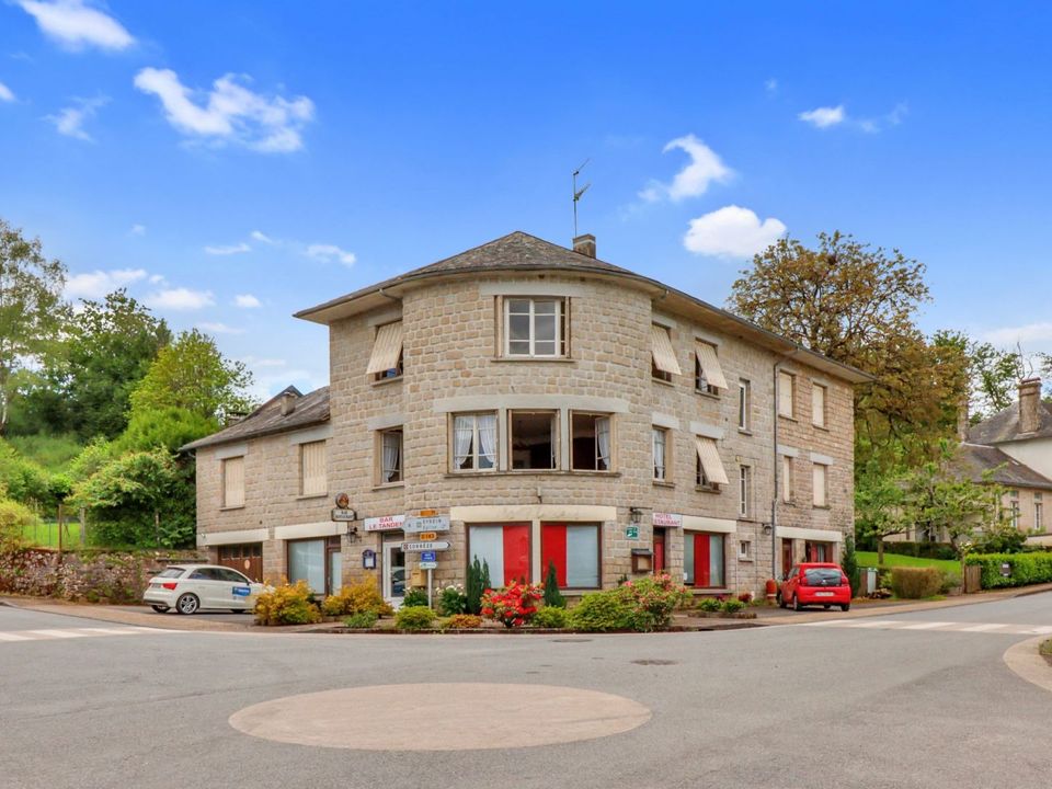 Villa i Vitrac-sur-Montane, Correze - bilde 1