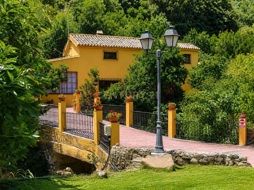 Villa i Ojen, Malaga - bilde 1