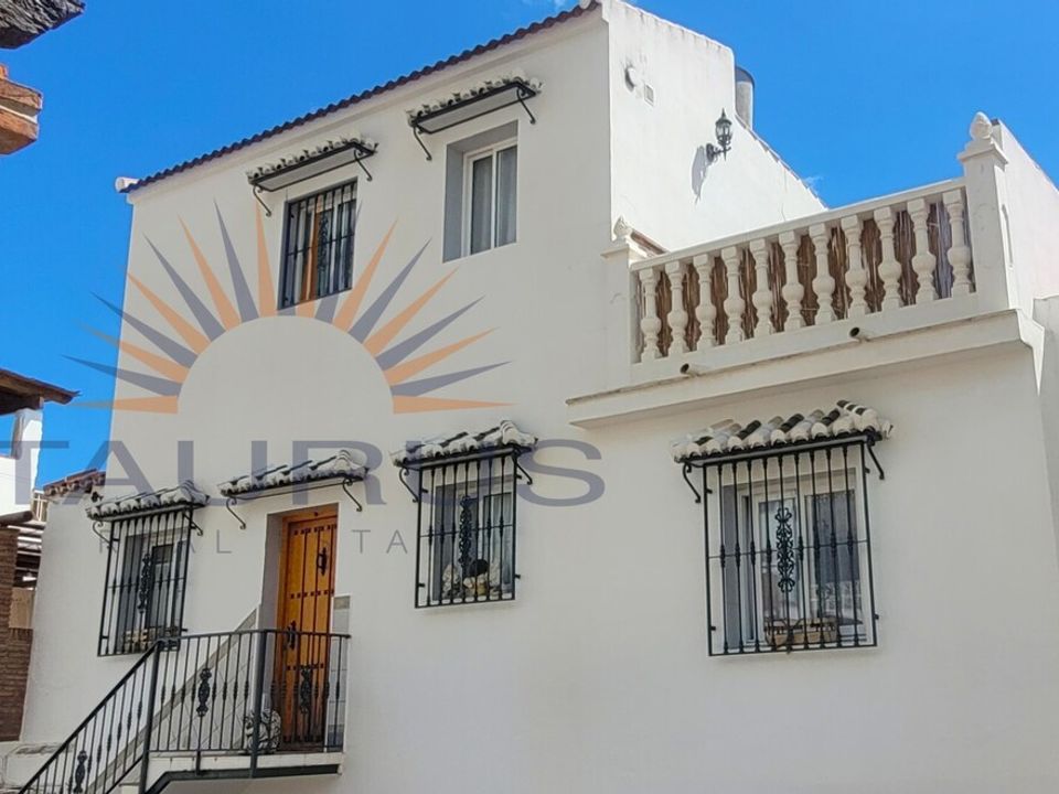 Landsbyhus i Competa, Malaga - foto 1