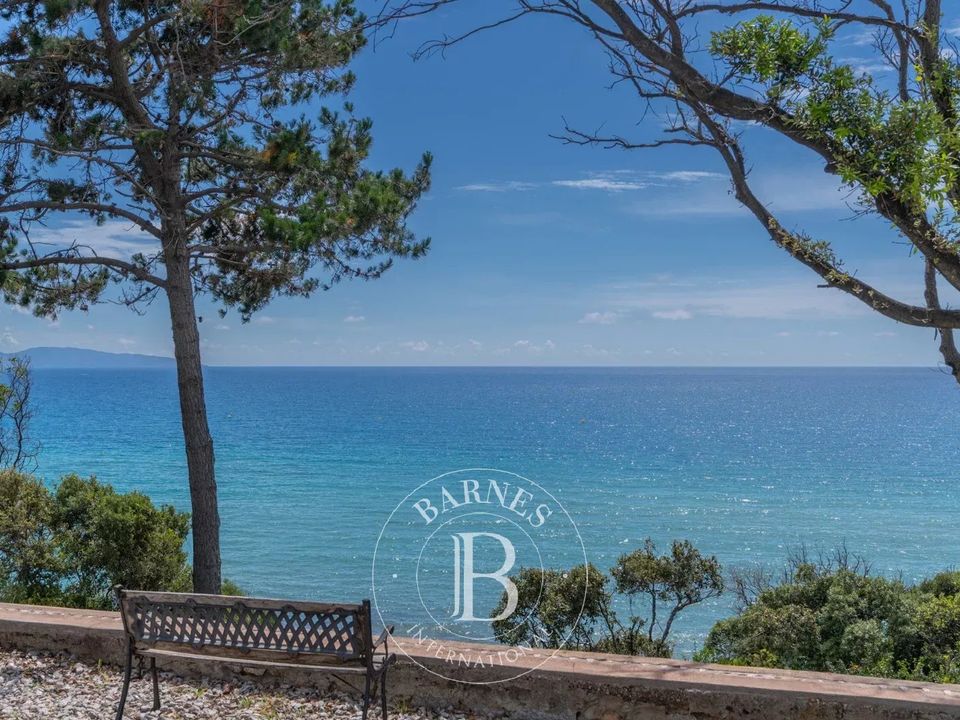 Villa i Ajaccio, Corse-du-Sud - foto 1