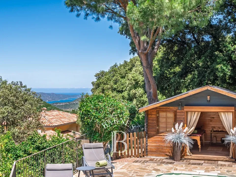 Villa i Saint-Florent, Haute-Corse - bilde 2