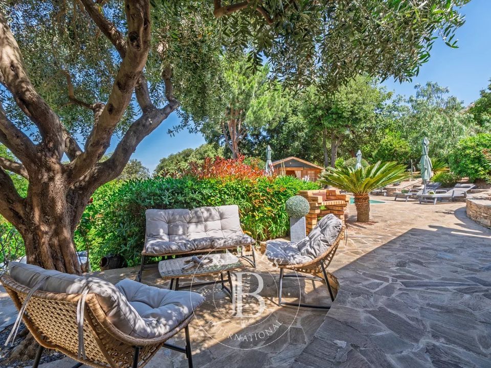 Villa i Saint-Florent, Haute-Corse - bilde 5