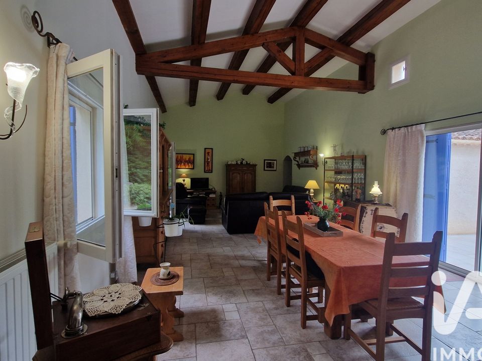 Villa i Allemagne-en-Provence, Alpes-de-Haute-Provence - foto 2