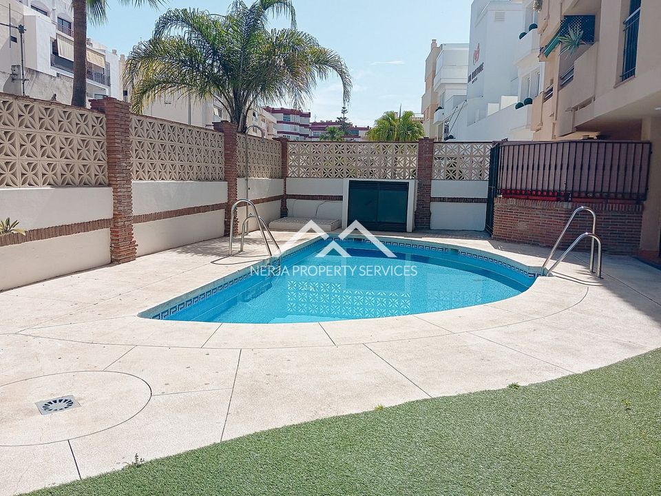 Lejlighed i Nerja, Malaga - foto 1