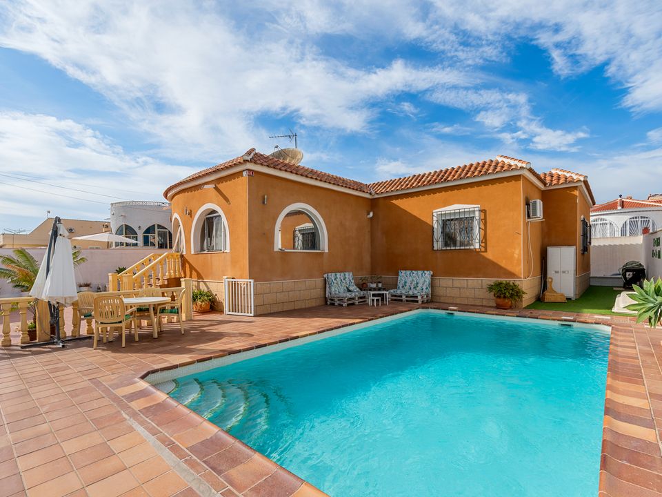 Villa em Ciudad Quesada, Alicante - foto 1