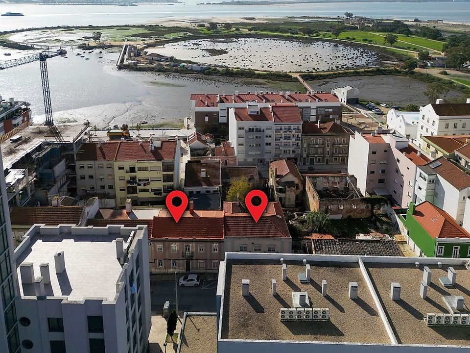 Erhvervsejendom i Barreiro, Setubal - foto 1